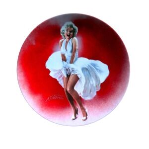 Vintage Marilyn Monroe Collector Plate 1990 Delphi "7 Year Itch" Chris Notarile